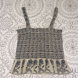 Perfect summer top💙🦋